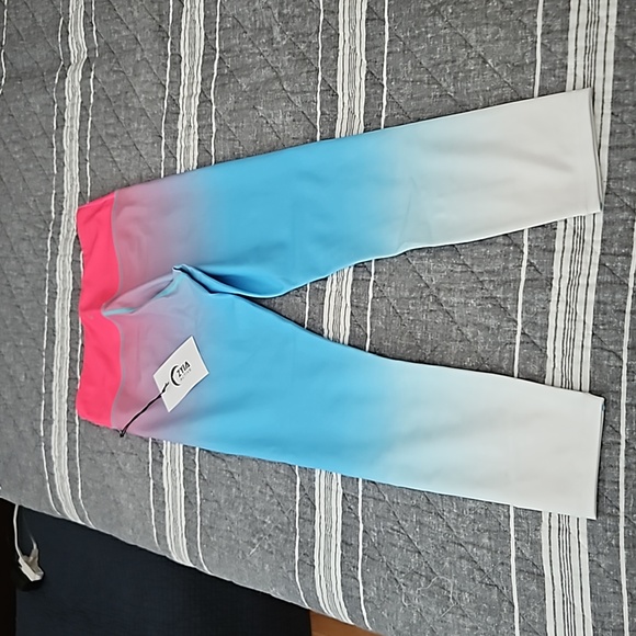 ZYIA bundle: Light n Tight 7/8, size 6-8 - Picture 6 of 6